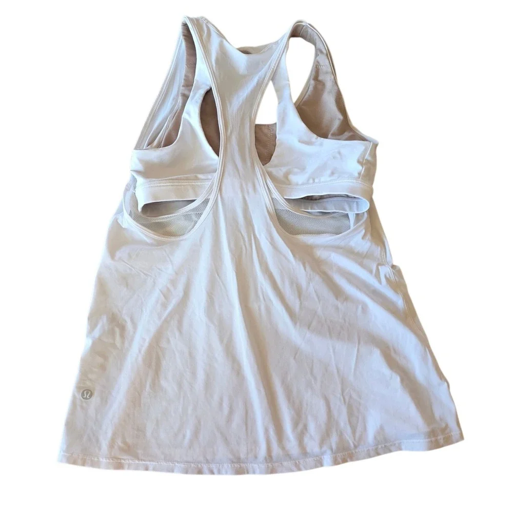 Lululemon Cross Conditioning 2-in-1 White Tank Top Racerback Built-In Bra Size 6